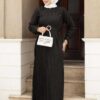 أسود
