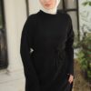 أسود