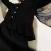 أسود