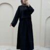 أسود