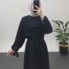 أسود