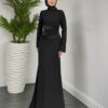 أسود