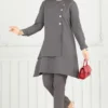 رمادي غامق