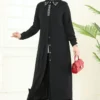 أسود