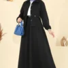 أسود