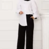 أسود
