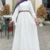 ابيض