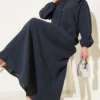رمادي غامق