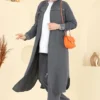 رمادي غامق
