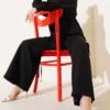 أسود