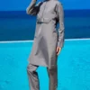 رمادي فومية