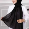 أسود