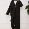 أسود