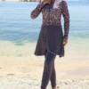 رمادي فومية