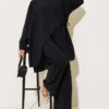 أسود