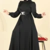 أسود