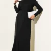 أسود