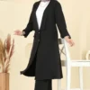 أسود