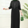 أسود