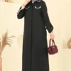 أسود