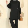 أسود