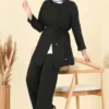 أسود
