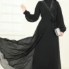 أسود