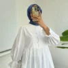ابيض